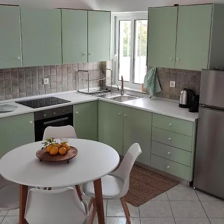 Elia Small Paradise Vakantiehuis *