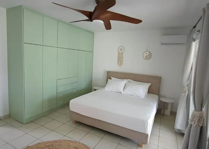 Elia Small Paradise *