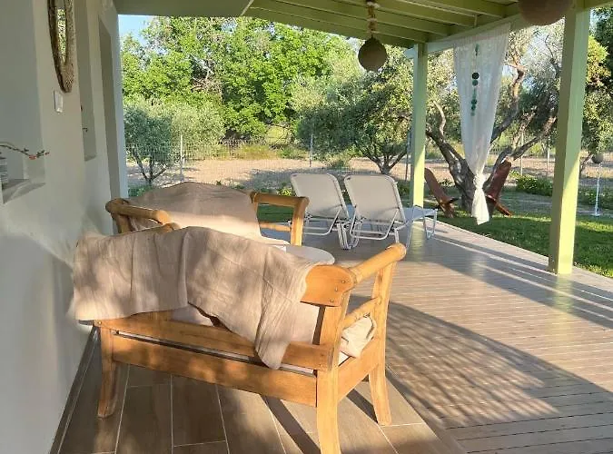 Elia Small Paradise * 코스 타운